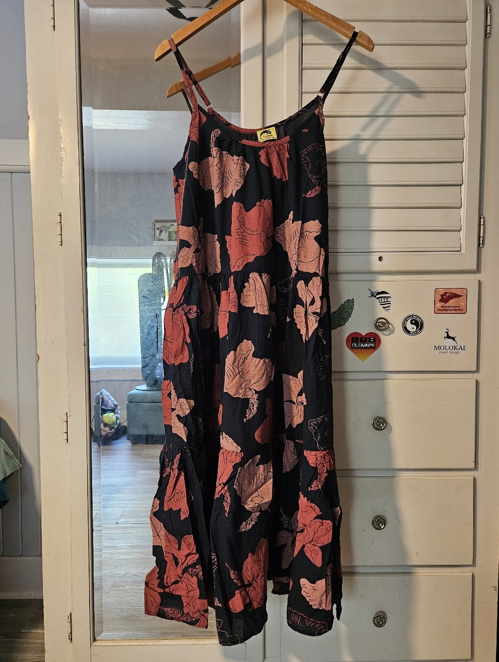 KEALOPIKO MAXI DRESS - SIZE LARGE - HAU HELE ULA PRINT - NAVY COLOR